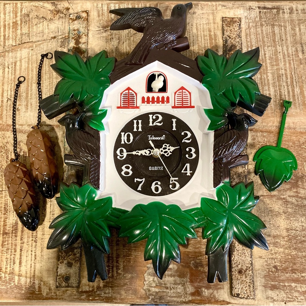 Vintage Plastic Telesonic Cuckoo Clock Broken! Black Forest - Picture 15 of 15